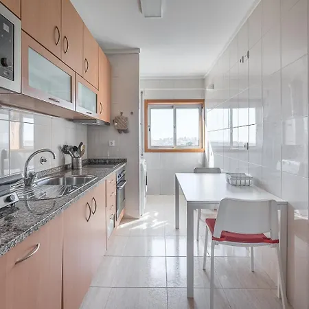 Guestready - Urban Hideaway Near A Prainha דירה